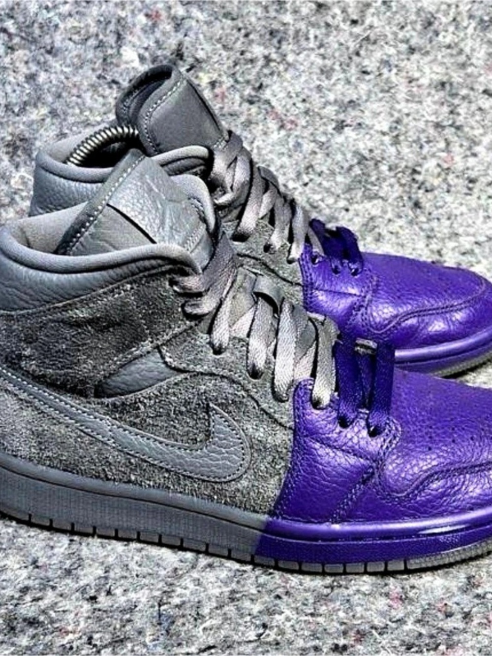 Jordan Air Jordan 1 Mid Sanded Purple High Top Sneakers Purple & Black